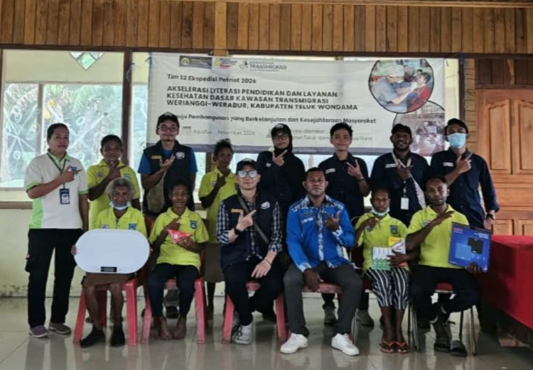 TEP UI Integrasikan Sistem Posyandu 5 Meja dengan Layanan Kesehatan Gigi dan Mulut di Papua Barat