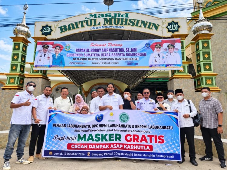 Kabut Asap Selimuti Rantauprapat, HIPMI Labuhanbatu Turun ke Jalan Bagikan Masker Gratis