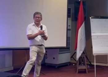 Rocky Gerung Ajak Mahasiswa Demo Pakai Otak Kritik Kebijakan Harus Berbasis Data