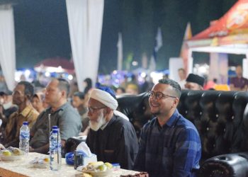 Bupati Labusel Hadiri Semarak 35 Tahun Transfest Tandatangani Prasasti Monumen Transmigrasi Teluk Panji IV
